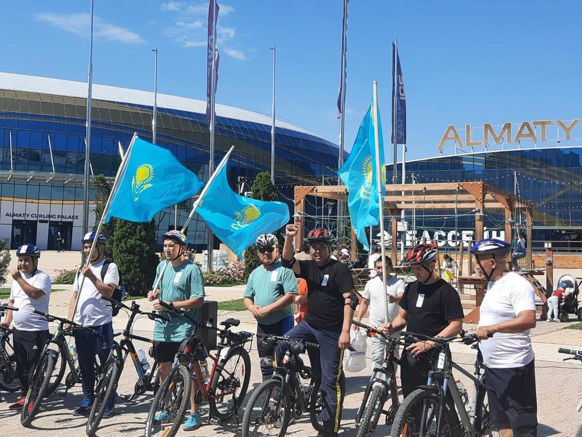 Велопробег в честь 30- летия Государственных символов Республики Казахстан